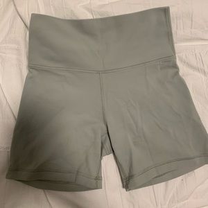 TNA (Artizia) Butter Biker Shorts